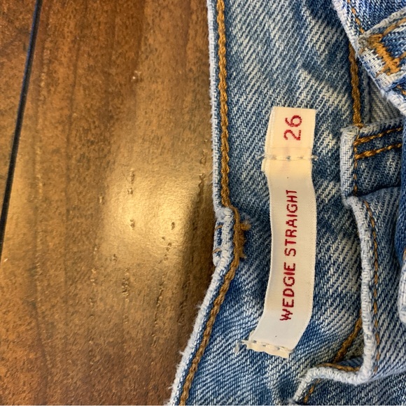 Distressed Levi’s - Picture 2 of 7
